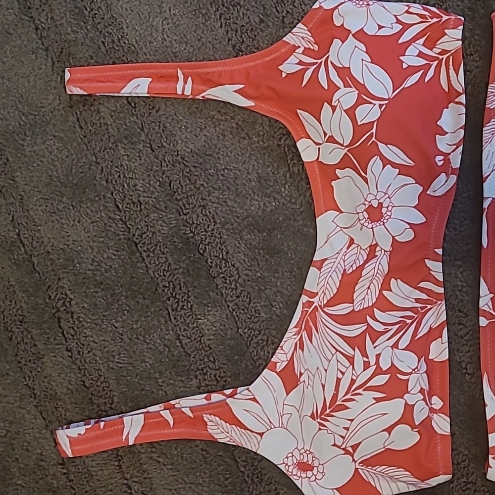 Nwot Gap Bikini Set - image 3